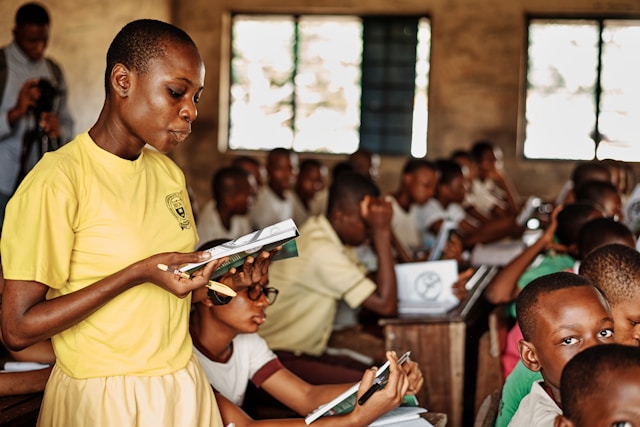 Teacher reading to pupils